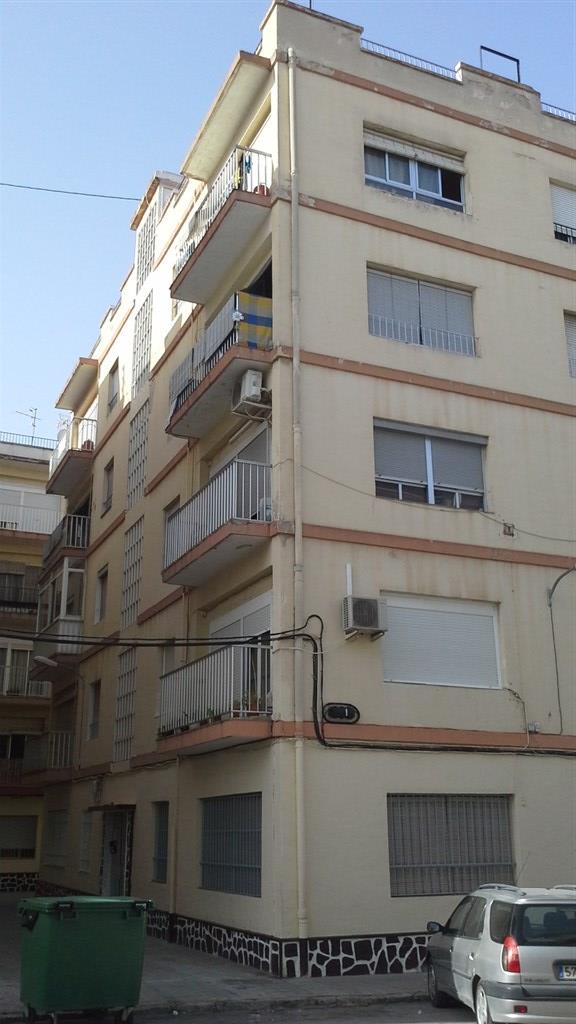Vivienda en Avenida Constitución N º 196, Villena