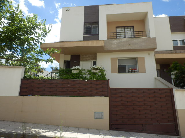 Vivienda en C/ Cazorla, Jaen (lote 120200073008379)
